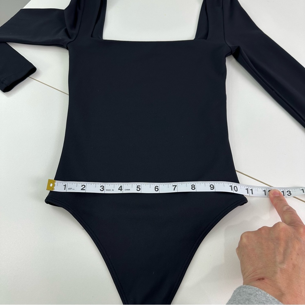 Aritzia Babaton Black Long Sleeve Bodysuit with Square Neckline Size 2XS (XXS) - Picture 16 of 16